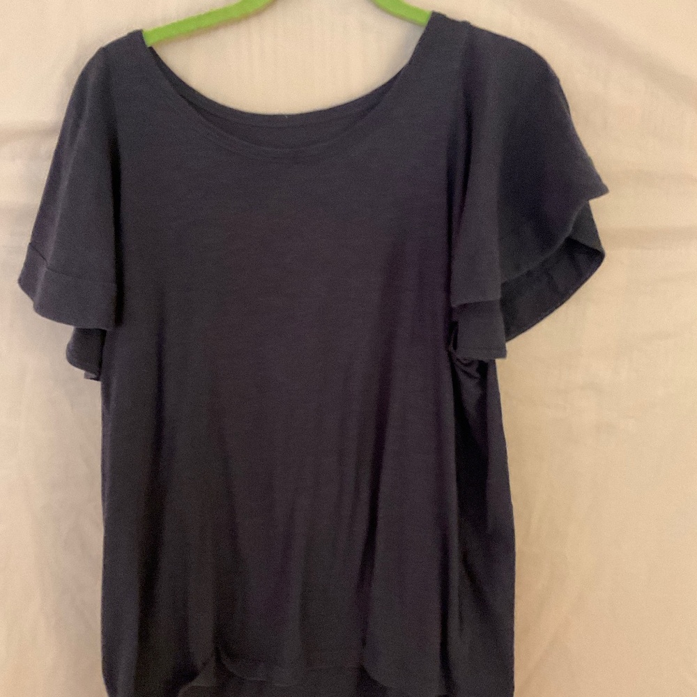 Woman’s top with full sleeve by DJ to size large